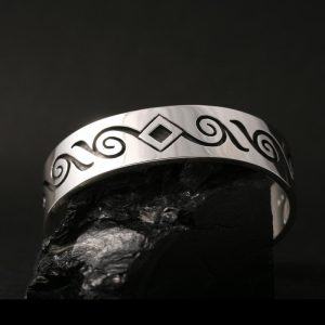 Child size bracelet by Anthony Honahny, Hopi