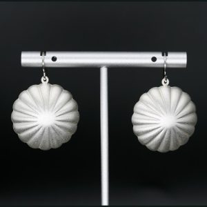 Fluted silver earrings by Chris Pruitt