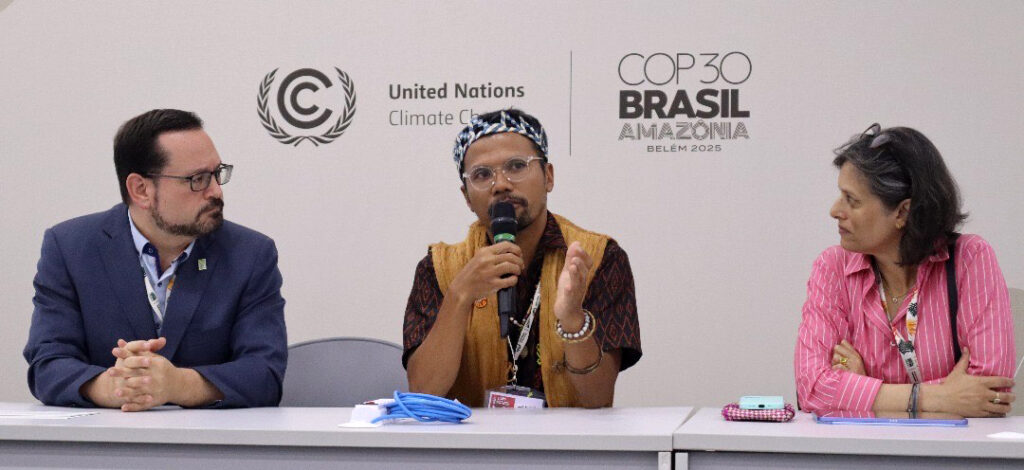 Gallery Talk with Shaq Koyok, 26th November, 11am.